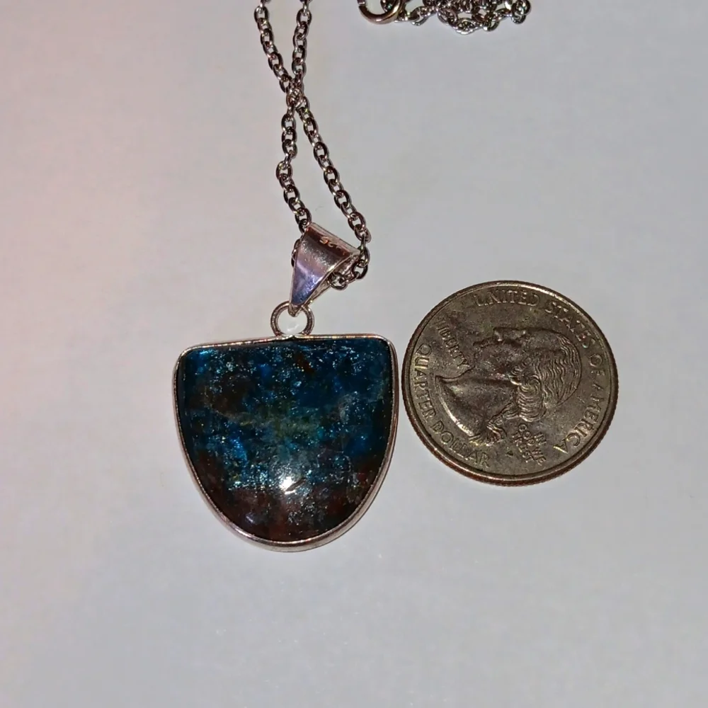 Apatite .925 Pendant Necklace